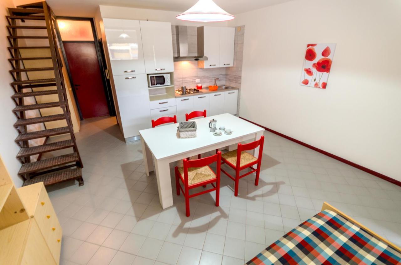 Condominio Clyo บิบิโอเน ภายนอก รูปภาพ
